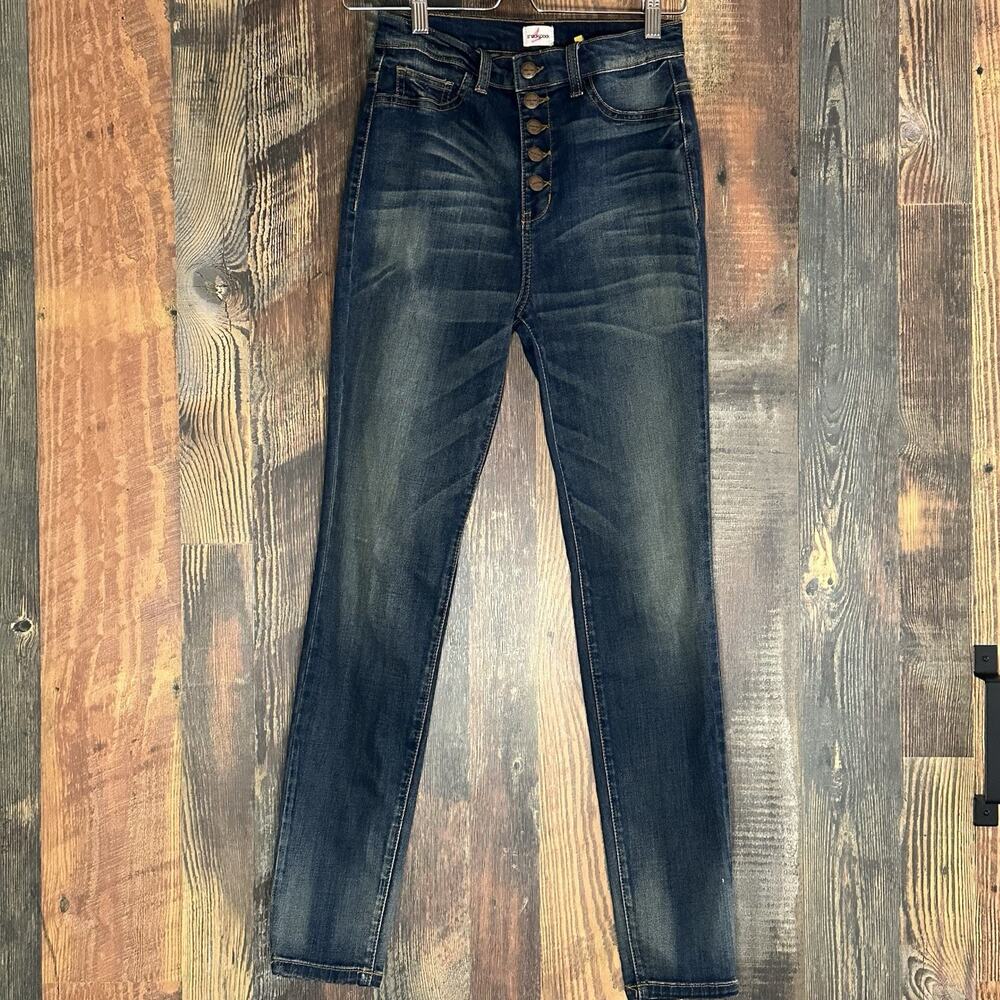 Sneak Peak Skinny Jeans Distressed Size 5 Women’s Juniors Denim High Rise